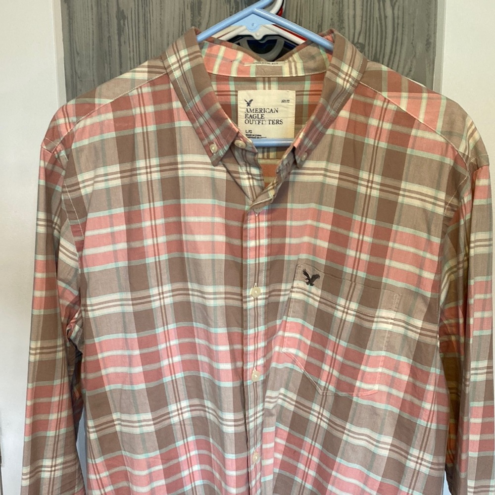 American Eagle Plaid Button Down Shirt - gently used, great condition - Size L